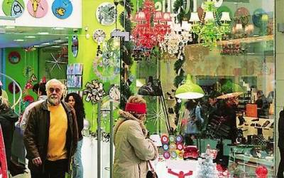 Οι λόγοι για τους οποίους πρέπει να είναι ανοιχτά τα καταστήματα τις Κυριακές