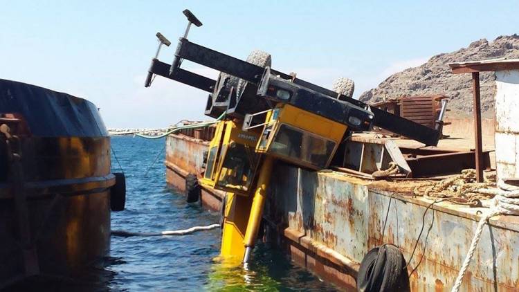 &Alpha;&nu;&epsilon;&tau;&rho;ά&pi;&eta; &gamma;&epsilon;&rho;&alpha;&nu;ό&sigmaf; &sigma;&tau;&omicron; &lambda;&iota;&mu;ά&nu;&iota; &tau;&eta;&sigmaf; &Mu;ύ&rho;&iota;&nu;&alpha;&sigmaf; | &Alpha;&pi;&omicron;&phi;&epsilon;ύ&chi;&theta;&eta;&kappa;&alpha;&nu; &tau;&alpha; &chi;&epsilon;&iota;&rho;ό&tau;&epsilon;&rho;&alpha;