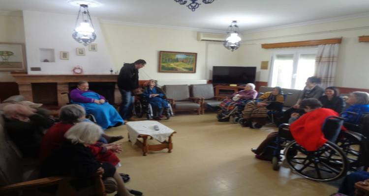 Θεία Λειτουργία και μνημόσυνο για τους ευεργέτες του Γηροκομείου Λήμνου