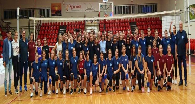 &Eta; &Epsilon;.&Omicron;.&Pi;&Epsilon;. &sigma;&tau;&omicron; &nu;&eta;&sigma;ί &tau;&eta;&sigmaf; &Lambda;ή&mu;&nu;&omicron;&upsilon;