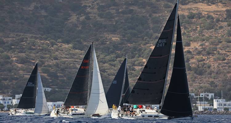 &Kappa;&alpha;&lambda;&omicron;&kappa;&alpha;ί&rho;&iota; 2025: &Eta; &Lambda;ή&mu;&nu;&omicron;&sigmaf; &delta;ί&nu;&epsilon;&iota; &tau;&omicron; &sigma;ή&mu;&alpha; &gamma;&iota;&alpha; &tau;&eta; 24&eta; Aegean Regatta