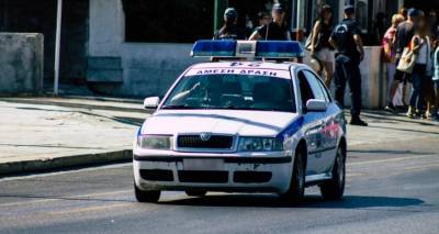 Θεσσαλονίκη: Λήστεψαν 52χρονο υπό την απειλή μαχαιριού -Τον ξυλοκόπησαν και τον έβαλαν να... χορέψει