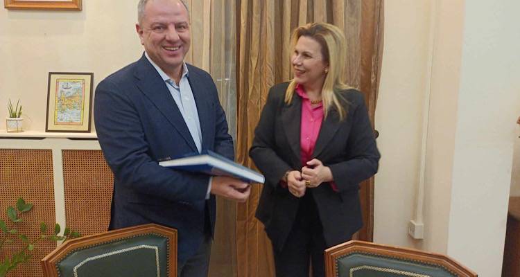 &Lambda;ή&mu;&nu;&omicron;&sigmaf;: &Sigma;&upsilon;&nu;ά&nu;&tau;&eta;&sigma;&eta; &Gamma;&epsilon;ώ&rho;&gamma;&alpha; &mu;&epsilon; &tau;&omicron;&nu; &Upsilon;&phi;&upsilon;&pi;&omicron;&upsilon;&rho;&gamma;ό &Alpha;&gamma;&rho;&omicron;&tau;&iota;&kappa;ή&sigmaf; &Alpha;&nu;ά&pi;&tau;&upsilon;&xi;&eta;&sigmaf; &Delta;. &Sigma;&tau;&alpha;&mu;&epsilon;&nu;ί&tau;&eta;