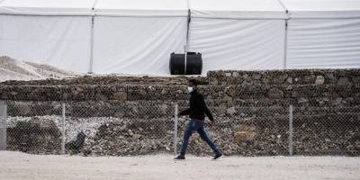 La Repubblica: &Sigma;&upsilon;&mu;&phi;&omega;&nu;ί&alpha; &Iota;&tau;&alpha;&lambda;ί&alpha;&sigmaf;-&Alpha;&lambda;&beta;&alpha;&nu;ί&alpha;&sigmaf; &gamma;&iota;&alpha; &tau;&omicron; &mu;&epsilon;&tau;&alpha;&nu;&alpha;&sigma;&tau;&epsilon;&upsilon;&tau;&iota;&kappa;ό -&Theta;&alpha; &phi;&tau;&iota;ά&xi;&omicron;&upsilon;&nu; &kappa;&lambda;&epsilon;&iota;&sigma;&tau;ά &kappa;έ&nu;&tau;&rho;&alpha;, &theta;&alpha; &sigma;&tau;έ&lambda;&nu;&omicron;&upsilon;&nu; &tau;&omicron;&upsilon;&sigmaf; &mu;&epsilon;&tau;&alpha;&nu;ά&sigma;&tau;&epsilon;&sigmaf; &epsilon;&kappa;&epsilon;ί