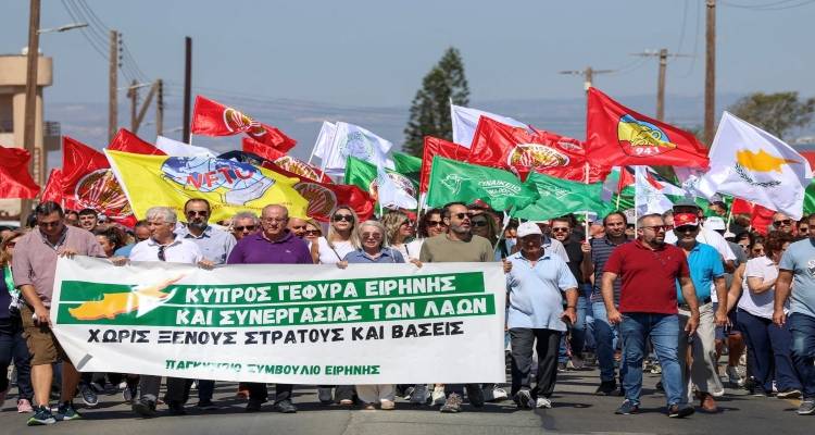 &Omicron; &alpha;&nu;&tau;&iota;&phi;&alpha;&tau;&iota;&kappa;ό&sigmaf; &rho;ό&lambda;&omicron;&sigmaf; &tau;&omicron;&upsilon; &Eta;&nu;&omega;&mu;έ&nu;&omicron;&upsilon; &Beta;&alpha;&sigma;&iota;&lambda;&epsilon;ί&omicron;&upsilon; &sigma;&tau;&eta; &Mu;έ&sigma;&eta; &Alpha;&nu;&alpha;&tau;&omicron;&lambda;ή
