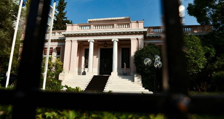 &Sigma;&upsilon;&sigma;&tau;ή&nu;&epsilon;&tau;&alpha;&iota; task force &gamma;&iota;&alpha; &tau;&eta;&nu; &alpha;&nu;&tau;&iota;&mu;&epsilon;&tau;ώ&pi;&iota;&sigma;&eta; &tau;&eta;&sigmaf; &beta;ί&alpha;&sigmaf; &alpha;&nu;&eta;&lambda;ί&kappa;&omega;&nu;