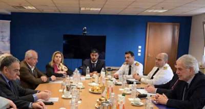 &Alpha;&kappa;&tau;&omicron;&pi;&lambda;&omicron;ϊ&kappa;ό: &Omicron; Έ&pi;&alpha;&rho;&chi;&omicron;&sigmaf; &Lambda;ή&mu;&nu;&omicron;&upsilon; &zeta;&eta;&tau;ά &alpha;&pi;&alpha;&nu;&tau;ή&sigma;&epsilon;&iota;&sigmaf; &gamma;&iota;&alpha; &tau;&eta; &delta;&iota;&alpha;&kappa;&omicron;&pi;ή &tau;&eta;&sigmaf; &gamma;&rho;&alpha;&mu;&mu;ή&sigmaf; &Lambda;ή&mu;&nu;&omicron;&sigmaf; - &Kappa;&alpha;&beta;ά&lambda;&alpha;