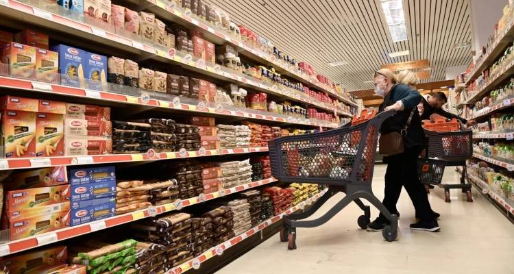Market Pass: &Nu;έ&alpha; &pi;&lambda;&eta;&rho;&omega;&mu;ή &sigma;ή&mu;&epsilon;&rho;&alpha; &sigma;&epsilon; &chi;&iota;&lambda;&iota;ά&delta;&epsilon;&sigmaf; &delta;&iota;&kappa;&alpha;&iota;&omicron;ύ&chi;&omicron;&upsilon;&sigmaf; -&Pi;&omicron;&iota;&omicron;&upsilon;&sigmaf; &alpha;&phi;&omicron;&rho;ά