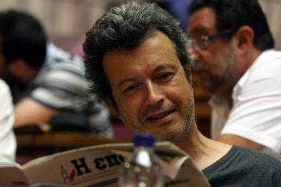 Τατσόπουλος: Με το ένα πόδι εκτός...