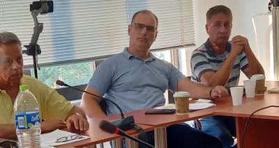 &Iota;&sigma;&chi;&upsilon;&rho;ή &Lambda;ή&mu;&nu;&omicron;&sigmaf;: &Gamma;&iota;&alpha;&tau;ί &alpha;&pi;&omicron;&upsilon;&sigma;&iota;ά&sigma;&alpha;&mu;&epsilon; &alpha;&pi;ό &tau;&eta; &sigma;&eta;&mu;&epsilon;&rho;&iota;&nu;ή &sigma;&upsilon;&nu;&epsilon;&delta;&rho;ί&alpha;&sigma;&eta; &gamma;&iota;&alpha; &tau;&eta;&nu; &epsilon;&kappa;&lambda;&omicron;&gamma;ή &laquo;&Sigma;&upsilon;&mu;&pi;&alpha;&rho;&alpha;&sigma;&tau;ά&tau;&eta; &tau;&omicron;&upsilon; &pi;&omicron;&lambda;ί&tau;&eta;&raquo;