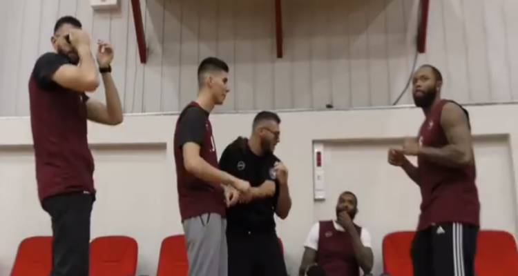 &Sigma;&epsilon; &rho;&upsilon;&theta;&mu;&omicron;ύ&sigmaf;... &Zeta;ό&zeta;&epsilon;&phi;&iota;&nu; &pi;&rho;&iota;&nu; &alpha;&pi;ό &tau;&omicron;&nu; &Omicron;&lambda;&upsilon;&mu;&pi;&iota;&alpha;&kappa;ό &omicron; Ή&phi;&alpha;&iota;&sigma;&tau;&omicron;&sigmaf;! (video)