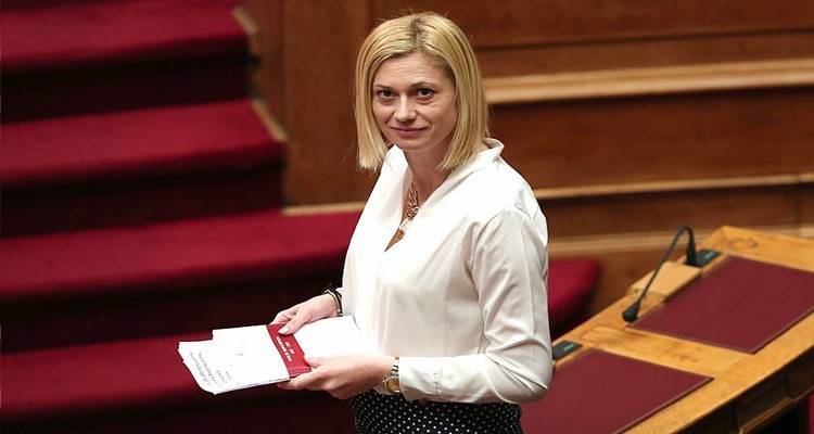 &Rho;&alpha;&chi;ή&lambda;, &eta; &sigma;&upsilon;&mu;&pi;&omicron;&nu;&epsilon;&tau;&iota;&kappa;&iota;ά