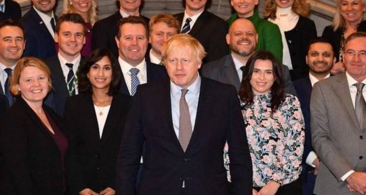Brexit : O &Mu;&pi;ό&rho;&iota;&sigmaf; &Tau;&zeta;ό&nu;&sigma;&omicron;&nu; &epsilon;&pi;&iota;&chi;&epsilon;&iota;&rho;&epsilon;ί &delta;&iota;&alpha; &nu;ό&mu;&omicron;&upsilon; &nu;&alpha; &alpha;&pi;&omicron;&kappa;&lambda;&epsilon;ί&sigma;&epsilon;&iota; &tau;&eta;&nu; &pi;&alpha;&rho;ά&tau;&alpha;&sigma;&eta; &tau;&eta;&sigmaf; &mu;&epsilon;&tau;&alpha;&beta;&alpha;&tau;&iota;&kappa;ή&sigmaf; &pi;&epsilon;&rho;&iota;ό&delta;&omicron;&upsilon;