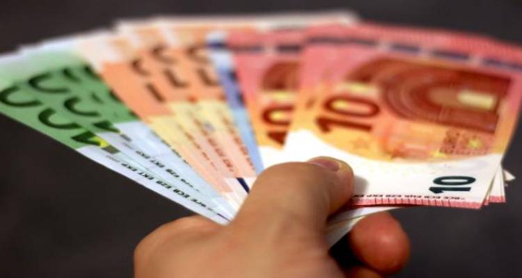 &Delta;ή&mu;&omicron;&sigmaf; &Lambda;ή&mu;&nu;&omicron;&upsilon;: &Alpha;&pi;ό 1&eta; &Phi;&epsilon;&beta;&rho;&omicron;&upsilon;&alpha;&rho;ί&omicron;&upsilon; &omicron;&iota; &alpha;&iota;&tau;ή&sigma;&epsilon;&iota;&sigmaf; &gamma;&iota;&alpha; &tau;&omicron; &Kappa;&omicron;&iota;&nu;&omega;&nu;&iota;&kappa;ό &Epsilon;&iota;&sigma;ό&delta;&eta;&mu;&alpha; &Alpha;&lambda;&lambda;&eta;&lambda;&epsilon;&gamma;&gamma;ύ&eta;&sigmaf;