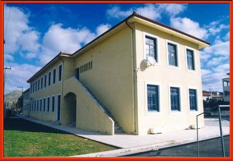 «Μένουμε πάντα παιδιά» από το Γενικό Λύκειο Μύρινας