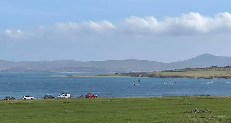 &Phi;&omega;&tau;ό: &Sigma;&pi;ύ&rho;&omicron;&sigmaf; &Mu;&alpha;&nu;&iota;ά&tau;&eta;&sigmaf;