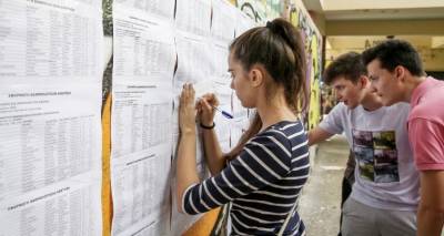 &Pi;&alpha;&nu;&epsilon;&lambda;&lambda;&alpha;&delta;&iota;&kappa;έ&sigmaf; 2023: &Pi;ό&tau;&epsilon; &alpha;&nu;&alpha;&kappa;&omicron;&iota;&nu;ώ&nu;&omicron;&nu;&tau;&alpha;&iota; &omicron;&iota; &beta;&alpha;&theta;&mu;&omicron;&lambda;&omicron;&gamma;ί&epsilon;&sigmaf;, &pi;ό&tau;&epsilon; &omicron;&iota; &Beta;ά&sigma;&epsilon;&iota;&sigmaf;