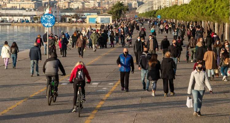 &Kappa;&omicron;&rho;&omega;&nu;&omicron;ϊό&sigmaf;: &Sigma;&tau;&alpha; 15.829 &tau;&alpha; &nu;έ&alpha; &kappa;&rho;&omicron;ύ&sigma;&mu;&alpha;&tau;&alpha;, 65 &theta;ά&nu;&alpha;&tau;&omicron;&iota;, 454 &delta;&iota;&alpha;&sigma;&omega;&lambda;&eta;&nu;&omega;&mu;έ&nu;&omicron;&iota;