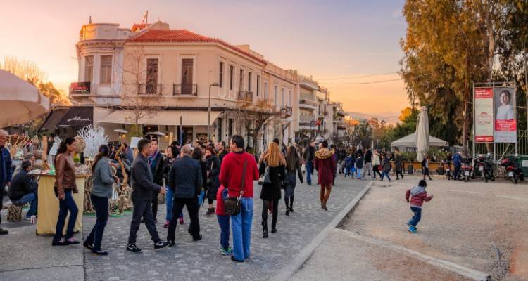 Μείωση εισφοράς αλληλεγγύης για όλους | Τα 2 σενάρια και το ενδεχόμενο αναδρομικής περικοπής