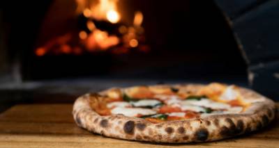 Γαλλία: Σκάνδαλο με τον θάνατο δύο παιδιών από μολυσμένες πίτσες - Ασκήθηκε δίωξη κατά της Nestlé France