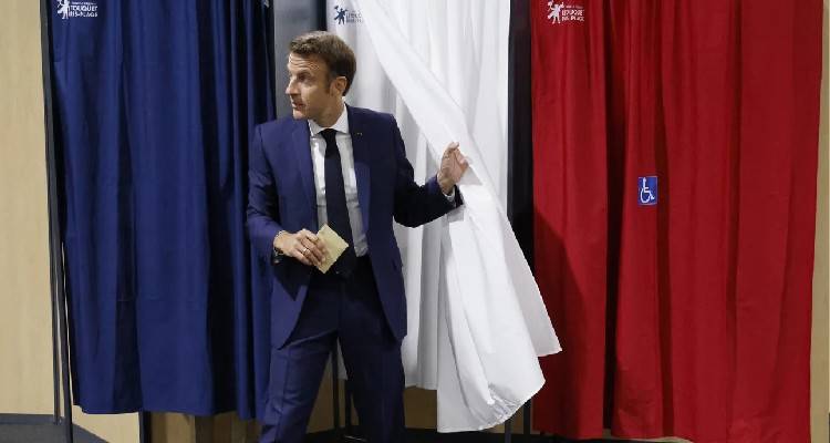 &Gamma;&alpha;&lambda;&lambda;ί&alpha;-&Beta;&omicron;&upsilon;&lambda;&epsilon;&upsilon;&tau;&iota;&kappa;έ&sigmaf; &epsilon;&kappa;&lambda;&omicron;&gamma;έ&sigmaf;: &Omicron;&rho;&iota;&alpha;&kappa;ή &nu;ί&kappa;&eta; &gamma;&iota;&alpha; &Mu;&alpha;&kappa;&rho;ό&nu; &sigma;&tau;&omicron;&nu; &alpha;' &gamma;ύ&rho;&omicron; | &Omicron;&iota; &epsilon;&kappa;&tau;&iota;&mu;ή&sigma;&epsilon;&iota;&sigmaf; &kappa;&alpha;&iota; &eta; &kappa;&rho;&iota;&sigma;&iota;&mu;ό&tau;&eta;&tau;&alpha; &tau;&omicron;&upsilon; &beta;' &gamma;ύ&rho;&omicron;&upsilon;