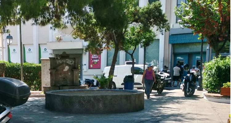 &Alpha;&nu;&eta;&sigma;&upsilon;&chi;&eta;&tau;&iota;&kappa;ά &pi;&epsilon;&rho;&iota;&sigma;&tau;&alpha;&tau;&iota;&kappa;ά &beta;ί&alpha;&sigmaf; &mu;&epsilon; &alpha;&nu;ή&lambda;&iota;&kappa;&omicron;&upsilon;&sigmaf; &sigma;&tau;&eta; &Mu;ύ&rho;&iota;&nu;&alpha; | &Mu;&eta;&tau;έ&rho;&alpha; &kappa;&alpha;&tau;&alpha;&gamma;&gamma;έ&lambda;&lambda;&epsilon;&iota; &epsilon;&pi;&iota;&theta;έ&sigma;&epsilon;&iota;&sigmaf; &kappa;&alpha;&iota; &epsilon;&kappa;&phi;&omicron;&beta;&iota;&sigma;&mu;ό