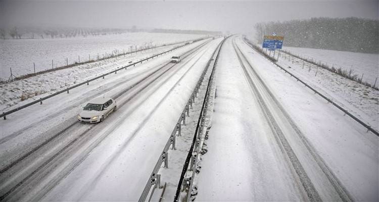 Καραμπόλα 50 οχημάτων με έναν νεκρό στη Σλοβενία