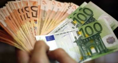 Καταβολή δωροσήμου του Πάσχα στους οικοδόμους της Λήμνου