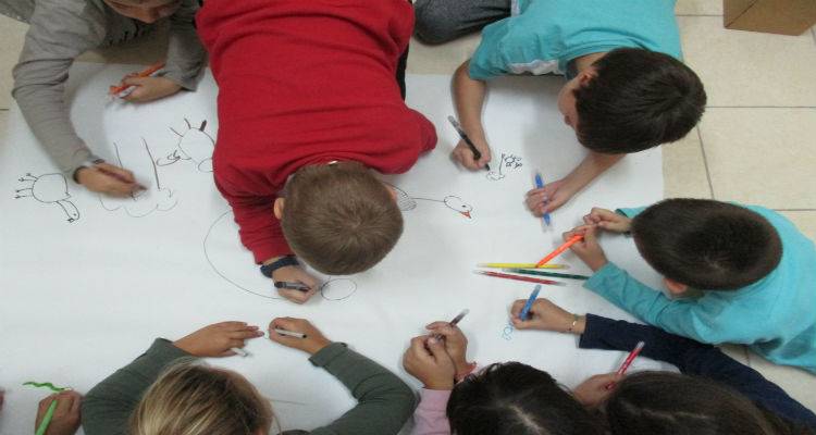 &Epsilon;&rho;&gamma;&alpha;&sigma;&tau;ή&rho;&iota; &Theta;&epsilon;&alpha;&tau;&rho;&iota;&kappa;ή&sigmaf; &Alpha;&gamma;&omega;&gamma;ή&sigmaf; &lambda;&epsilon;&iota;&tau;&omicron;ύ&rho;&gamma;&eta;&sigma;&epsilon; &sigma;&tau;&omicron;&nu; Ά&gamma;&iota;&omicron; &Epsilon;&upsilon;&sigma;&tau;&rho;ά&tau;&iota;&omicron; (photos)