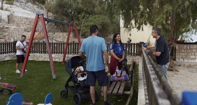 &Sigma;&tau;&omicron; &Kappa;&alpha;&sigma;&tau;&epsilon;&lambda;ό&rho;&iota;&zeta;&omicron; &alpha;&pi;ό &chi;&theta;&epsilon;&sigmaf; &tau;&omicron; &alpha;&pi;ό&gamma;&epsilon;&upsilon;&mu;&alpha; &omicron; &Kappa;&upsilon;&rho;&iota;ά&kappa;&omicron;&sigmaf; &Mu;&eta;&tau;&sigma;&omicron;&tau;ά&kappa;&eta;&sigmaf; | &Theta;&alpha; &pi;&alpha;&rho;&alpha;&beta;&rho;&epsilon;&theta;&epsilon;ί &sigma;&tau;&iota;&sigmaf; &epsilon;&kappa;&delta;&eta;&lambda;ώ&sigma;&epsilon;&iota;&sigmaf; &gamma;&iota;&alpha; &tau;&eta;&nu; 83&eta; &epsilon;&pi;έ&tau;&epsilon;&iota;&omicron; &tau;&eta;&sigmaf; &Alpha;&pi;&epsilon;&lambda;&epsilon;&upsilon;&theta;έ&rho;&omega;&sigma;&eta;&sigmaf;
