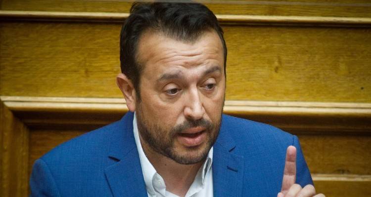 &Pi;&alpha;&rho;&alpha;&pi;&omicron;&mu;&pi;ή &Nu;ί&kappa;&omicron;&upsilon; &Pi;&alpha;&pi;&pi;ά &sigma;&epsilon; &Epsilon;&iota;&delta;&iota;&kappa;ό &Delta;&iota;&kappa;&alpha;&sigma;&tau;ή&rho;&iota;&omicron;: &Tau;&iota; &alpha;&kappa;&omicron;&lambda;&omicron;&upsilon;&theta;&epsilon;ί &tau;ώ&rho;&alpha;