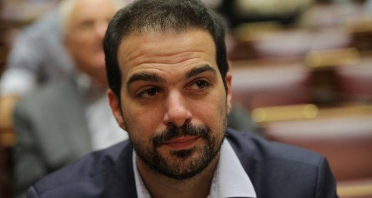 &laquo;&Alpha;&iota;&chi;&mu;&eta;&rho;ό&sigmaf;&raquo; &Sigma;&alpha;&kappa;&epsilon;&lambda;&lambda;&alpha;&rho;ί&delta;&eta;&sigmaf; &alpha;&nu;&alpha;&kappa;&omicron;&iota;&nu;ώ&nu;&epsilon;&iota; &tau;&eta;&nu; &laquo;&epsilon;&pi;&iota;&sigma;&tau;&rho;&omicron;&phi;ή&raquo; &tau;&omicron;&upsilon; &sigma;&tau;&omicron;&nu; &Sigma;&Upsilon;&Rho;&Iota;&Zeta;&Alpha;
