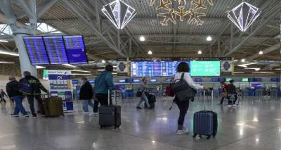 &Nu;έ&alpha; &mu;έ&tau;&rho;&alpha; &gamma;&iota;&alpha; &tau;&omicron;&upsilon;&sigmaf; &tau;&alpha;&xi;&iota;&delta;&iota;ώ&tau;&epsilon;&sigmaf; &epsilon;&nu;ό&psi;&epsilon;&iota; &Chi;&rho;&iota;&sigma;&tau;&omicron;&upsilon;&gamma;έ&nu;&nu;&omega;&nu; | &Mu;&epsilon; &alpha;&rho;&nu;&eta;&tau;&iota;&kappa;ό PCR &tau;&epsilon;&sigma;&tau; 72 &omega;&rho;ώ&nu; ή rapid test 24 &omega;&rho;ώ&nu; &eta; &epsilon;ί&sigma;&omicron;&delta;&omicron;&sigmaf; &sigma;&tau;&eta;&nu; &Epsilon;&lambda;&lambda;ά&delta;&alpha;