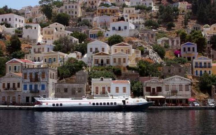 Οι Τούρκοι ετοιμάζουν ιατρική απόβαση στο Αιγαίο, προειδοποιεί ο ΙΣΑ