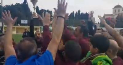 &Kappa;&upsilon;&pi;&epsilon;&lambda;&lambda;&omicron;ύ&chi;&omicron;&sigmaf; &Lambda;ή&mu;&nu;&omicron;&upsilon; &eta; &Eta;&phi;&alpha;&iota;&sigma;&tau;ί&alpha;! (video)