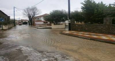 &Chi;&alpha;&rho;ά&lambda;&alpha;&mu;&pi;&omicron;&sigmaf; &Alpha;&theta;&alpha;&nu;&alpha;&sigma;ί&omicron;&upsilon;: "&Eta; &Lambda;ή&mu;&nu;&omicron;&sigmaf; , &delta;&epsilon;&nu; &theta;&alpha; &pi;&rho;έ&pi;&epsilon;&iota; &nu;&alpha; &nu;&iota;ώ&sigma;&epsilon;&iota; &kappa;&alpha;&iota; &epsilon;&delta;ώ &alpha;&pi;&omicron;&mu;&omicron;&nu;&omega;&mu;έ&nu;&eta;"