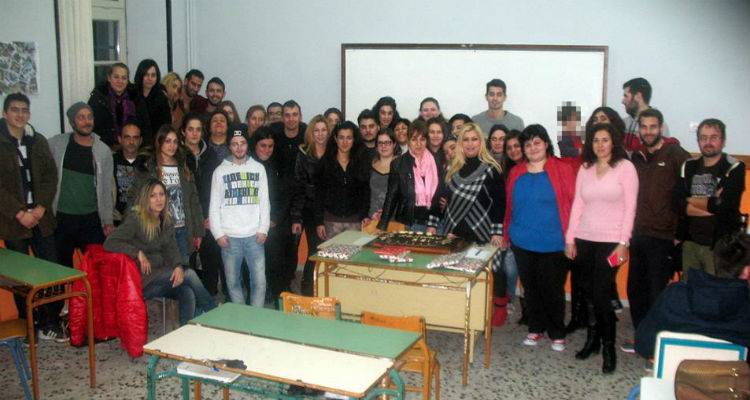 &Tau;&omicron; &Iota;&Epsilon;&Kappa; &Lambda;ή&mu;&nu;&omicron;&upsilon; &kappa;&alpha;&lambda;&epsilon;ί &kappa;&alpha;&theta;&eta;&gamma;&eta;&tau;έ&sigmaf; &nu;&alpha; &delta;&iota;&delta;ά&xi;&omicron;&upsilon;&nu; &sigma;&tau;&alpha; &nu;έ&alpha; &tau;&mu;ή&mu;&alpha;&tau;&alpha;