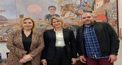 &Sigma;&upsilon;&nu;ά&nu;&tau;&eta;&sigma;&eta; &epsilon;&rho;&gamma;&alpha;&sigma;ί&alpha;&sigmaf; &mu;&epsilon; &tau;&eta; &Gamma;.&Gamma;. &Iota;&sigma;ό&tau;&eta;&tau;&alpha;&sigmaf; &amp; &Alpha;&nu;&theta;&rho;&omega;&pi;ί&nu;&omega;&nu; &Delta;&iota;&kappa;&alpha;&iota;&omega;&mu;ά&tau;&omega;&nu;