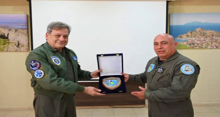 &Sigma;&epsilon; &Lambda;ή&mu;&nu;&omicron; &kappa;&alpha;&iota; &Sigma;&kappa;ύ&rho;&omicron; &omicron; &Alpha;&rho;&chi;&eta;&gamma;ό&sigmaf; &Gamma;&Epsilon;&Alpha;