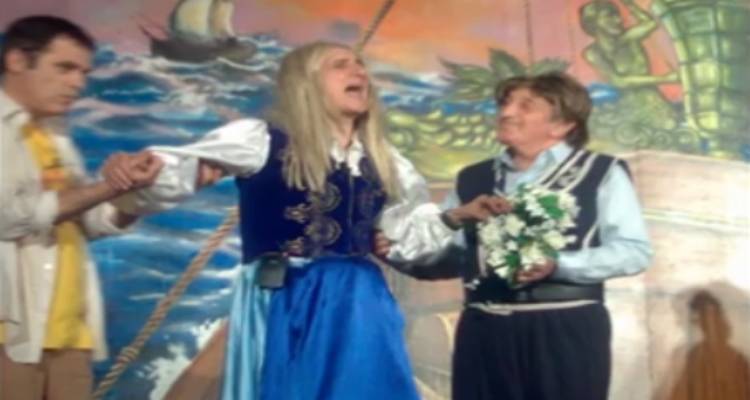 Όταν ο Στάθης Ψάλτης χάριζε άφθονο γέλιο στο κοινό της Λήμνου… (video)