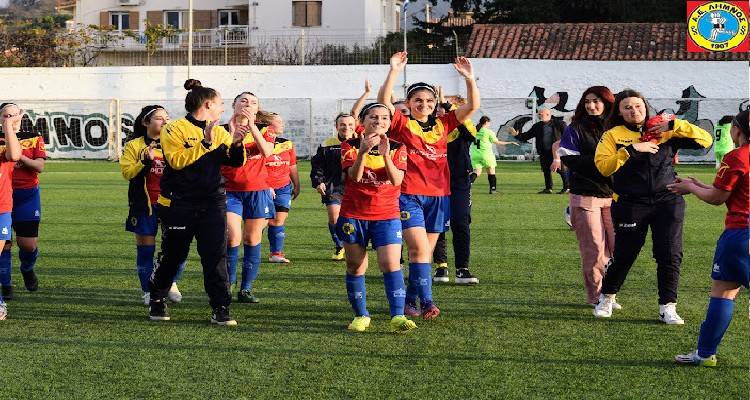 &Omicron;&iota; &laquo;&Alpha;&mu;&alpha;&zeta;ό&nu;&epsilon;&sigmaf;&raquo; &tau;&eta;&sigmaf; &Alpha;&Epsilon;&Lambda; &sigma;&kappa;ό&rho;&alpha;&rho;&alpha;&nu; &Chi;7!