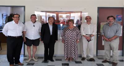 &Omicron; &Pi;&rho;έ&sigma;&beta;&eta;&sigmaf; &tau;&eta;&sigmaf; &Lambda;&alpha;ϊ&kappa;ή&sigmaf; &Delta;&eta;&mu;&omicron;&kappa;&rho;&alpha;&tau;ί&alpha;&sigmaf; &tau;&eta;&sigmaf; &Kappa;ί&nu;&alpha;&sigmaf; &sigma;&tau;&omicron; &Pi;&alpha;&nu;&epsilon;&pi;&iota;&sigma;&tau;ή&mu;&iota;&omicron; &Alpha;&iota;&gamma;&alpha;ί&omicron;&upsilon;