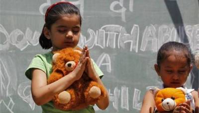 Ινδός συνελήφθη αφού πούλησε τον εγγονό του στο facebook