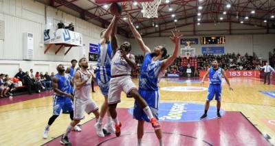 &Delta;&epsilon;&nu; &tau;&alpha; &kappa;&alpha;&phi;ά&phi;&epsilon;&rho;&epsilon; &omicron; Ή&phi;&alpha;&iota;&sigma;&tau;&omicron;&sigmaf;: &Eta;&tau;&tau;ή&theta;&eta;&kappa;&epsilon; &mu;&epsilon; 68-79 &alpha;&pi;ό &tau;&omicron;&nu; &Iota;&omega;&nu;&iota;&kappa;ό (photos)