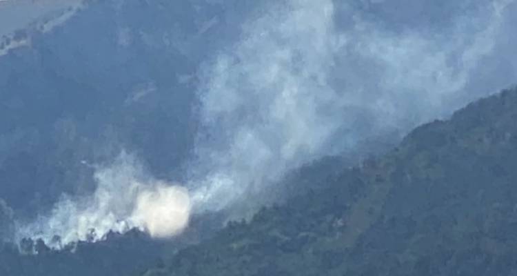 &Phi;&omega;&tau;&iota;έ&sigmaf; &sigma;&epsilon; &Rho;&omicron;&delta;ό&pi;&eta;, Ό&lambda;&upsilon;&mu;&pi;&omicron; &kappa;&alpha;&iota; &Mu;ά&nu;&eta;: &Kappa;&alpha;&lambda;ύ&tau;&epsilon;&rho;&eta; &eta; &epsilon;&iota;&kappa;ό&nu;&alpha;, &omicron;&rho;&iota;&omicron;&theta;&epsilon;&tau;&eta;&mu;έ&nu;&alpha; &tau;&alpha; &mu;έ&tau;&omega;&pi;&alpha; | &Sigma;&eta;&kappa;ώ&theta;&eta;&kappa;&alpha;&nu; &tau;&alpha; &epsilon;&nu;&alpha;έ&rho;&iota;&alpha; &mu;έ&sigma;&alpha;