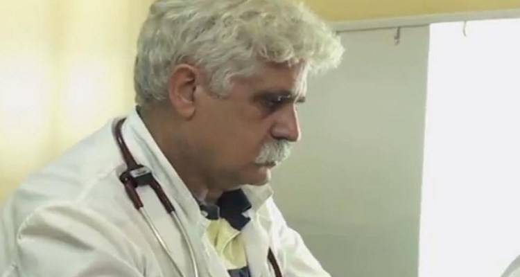 &Omicron; &Nu;&iota;&kappa;ό&lambda;&alpha;&omicron;&sigmaf; &Kappa;&alpha;&rho;&beta;&omicron;ύ&nu;&eta;&sigmaf; &nu;έ&omicron;&sigmaf; &delta;&iota;&omicron;&iota;&kappa;&eta;&tau;ή&sigmaf; &sigma;&tau;&eta;&nu; &Upsilon;&Pi;&Epsilon; &Alpha;&tau;&tau;&iota;&kappa;ή&sigmaf;, &Pi;&epsilon;&iota;&rho;&alpha;&iota;ώ&sigmaf; &kappa;&alpha;&iota; &Nu;ή&sigma;&omega;&nu;