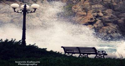 &Lambda;ή&mu;&nu;&omicron;&sigmaf;: &Sigma;&epsilon; &epsilon;&pi;&iota;&phi;&upsilon;&lambda;&alpha;&kappa;ή &tau;&omicron; &Lambda;&iota;&mu;&epsilon;&nu;&iota;&kappa;ό &lambda;ό&gamma;&omega; &tau;&omega;&nu; &iota;&sigma;&chi;&upsilon;&rho;ώ&nu; &alpha;&nu;έ&mu;&omega;&nu;