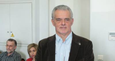 &Sigma;&upsilon;&mu;&pi;&alpha;&rho;ά&tau;&alpha;&xi;&eta; &Pi;&omicron;&lambda;&iota;&tau;ώ&nu;: &Kappa;&alpha;&tau;&alpha;&sigma;&tau;&rho;&omicron;&phi;&iota;&kappa;ό &tau;&omicron; &nu;&alpha; &mu;&eta;&nu; &sigma;&chi;&epsilon;&delta;&iota;ά&zeta;&omicron;&upsilon;&mu;&epsilon; &sigma;ή&mu;&epsilon;&rho;&alpha; &tau;&iota;&sigmaf; &lambda;ύ&sigma;&epsilon;&iota;&sigmaf; &gamma;&iota;&alpha; &tau;&eta;&nu; &epsilon;&pi;ό&mu;&epsilon;&nu;&eta; &mu;έ&rho;&alpha;