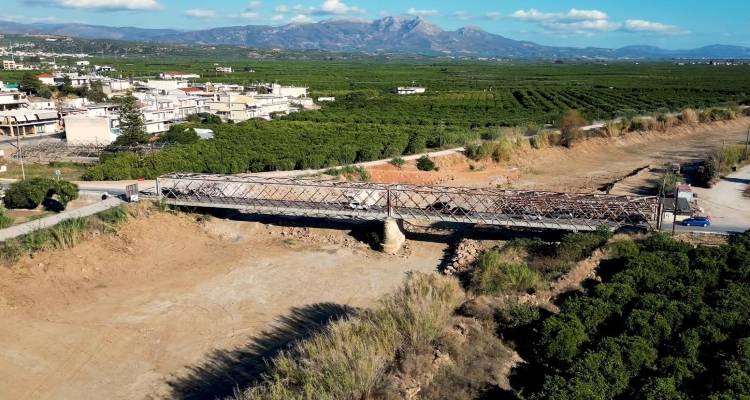 Εντυπωσιακό βίντεο: Δείτε την πιο επικίνδυνη γέφυρα στην Ελλάδα από ψηλά