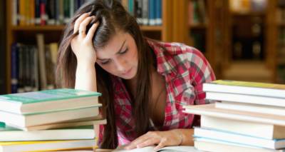 ΓΕΛ Μούδρου: Ομιλία για τη διαχείριση του άγχους των εξετάσεων από τις Ειρ. Βότση και Φ. Λούγκλου